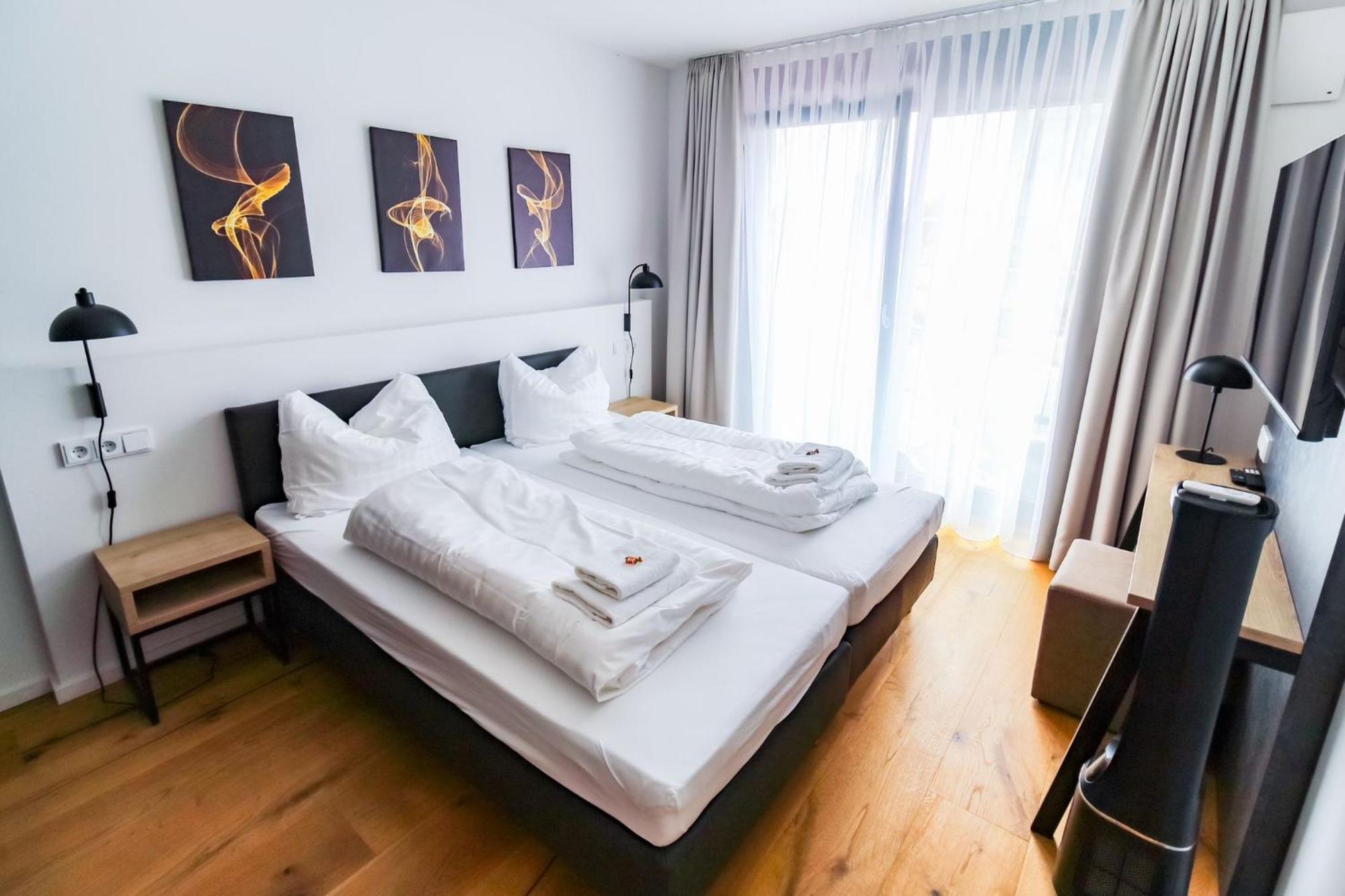 Helios Berlin Apartments Esterno foto