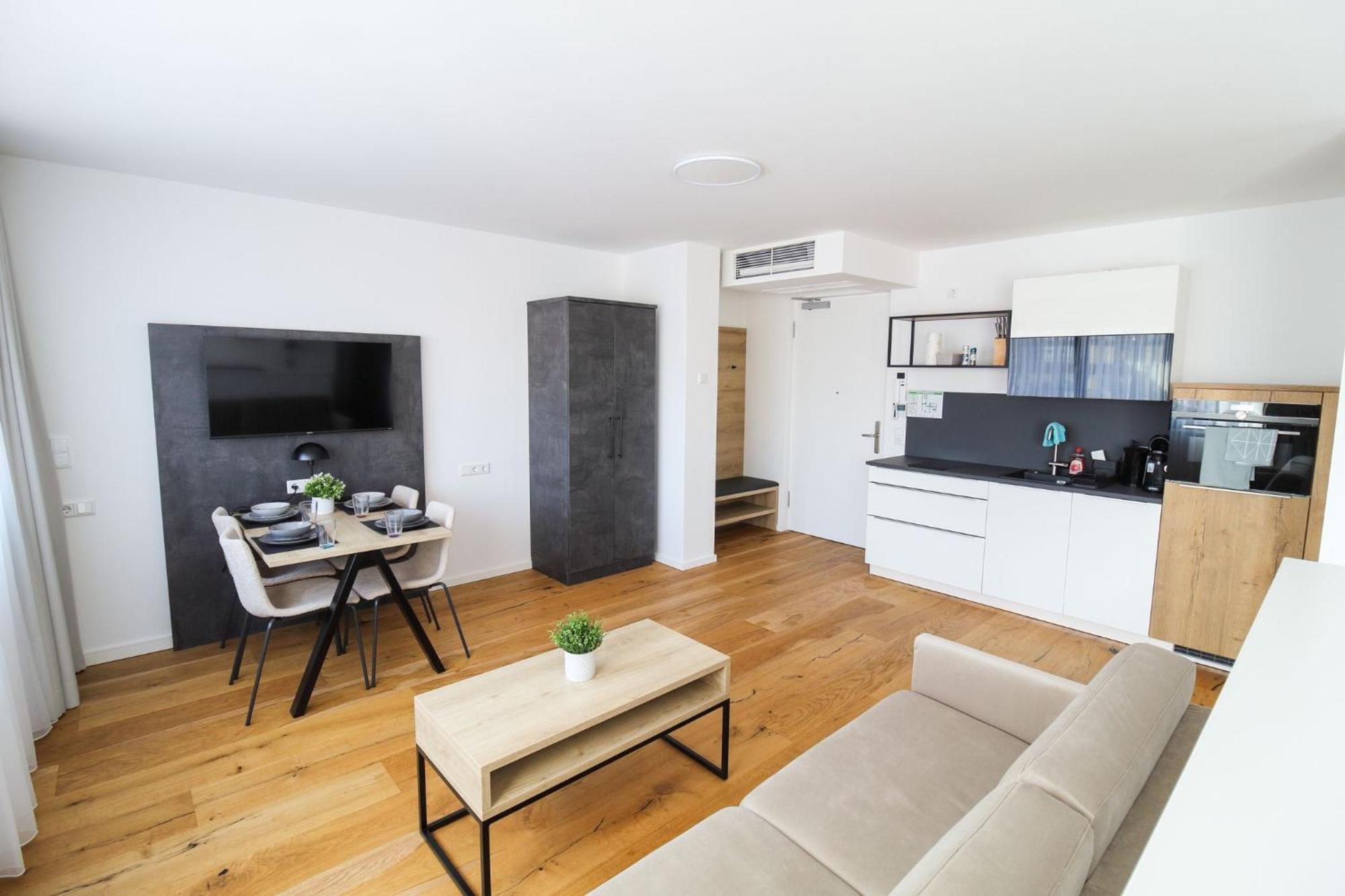 Helios Berlin Apartments Esterno foto